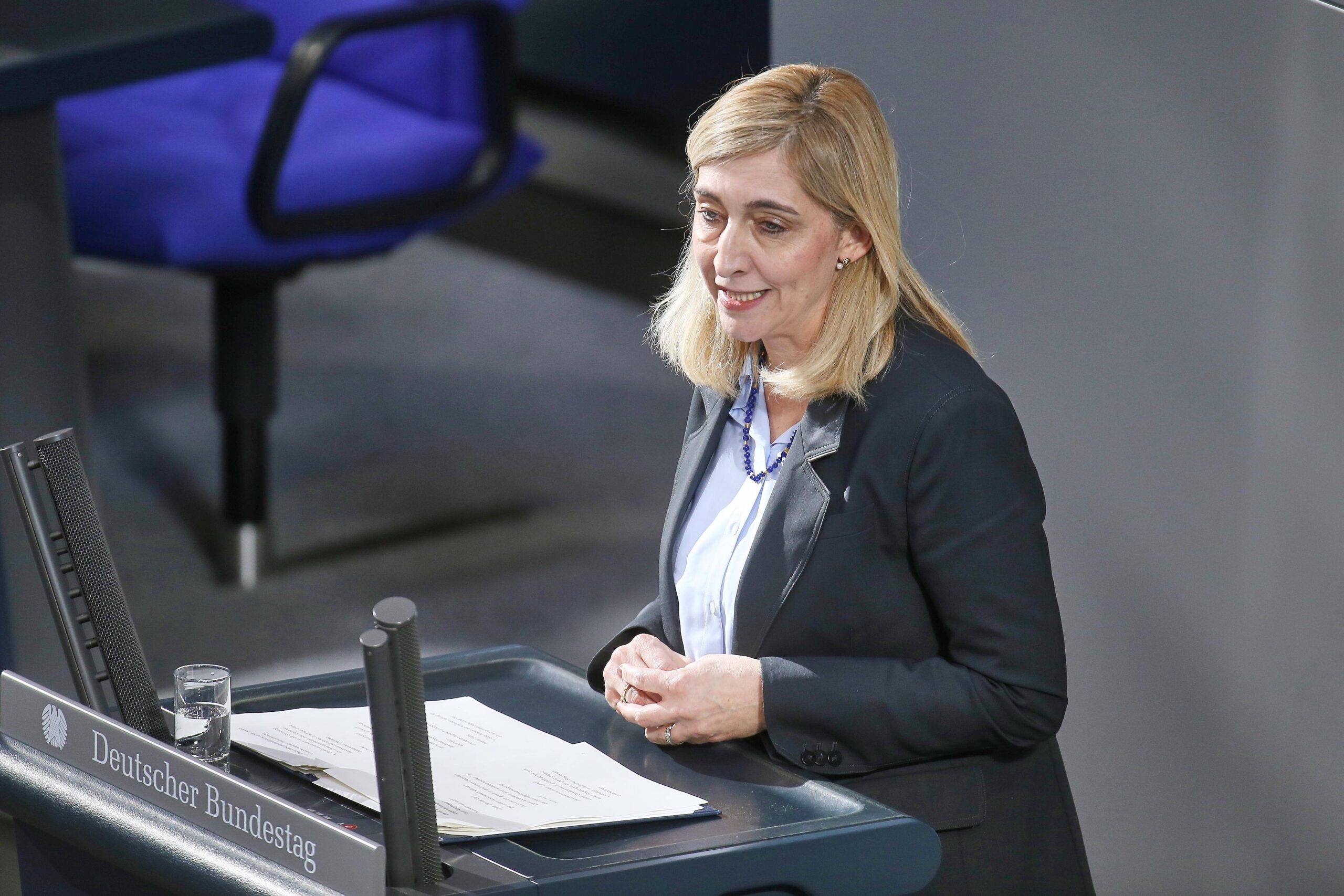 Erste Lesung mit vier Versprechen zum Fixum