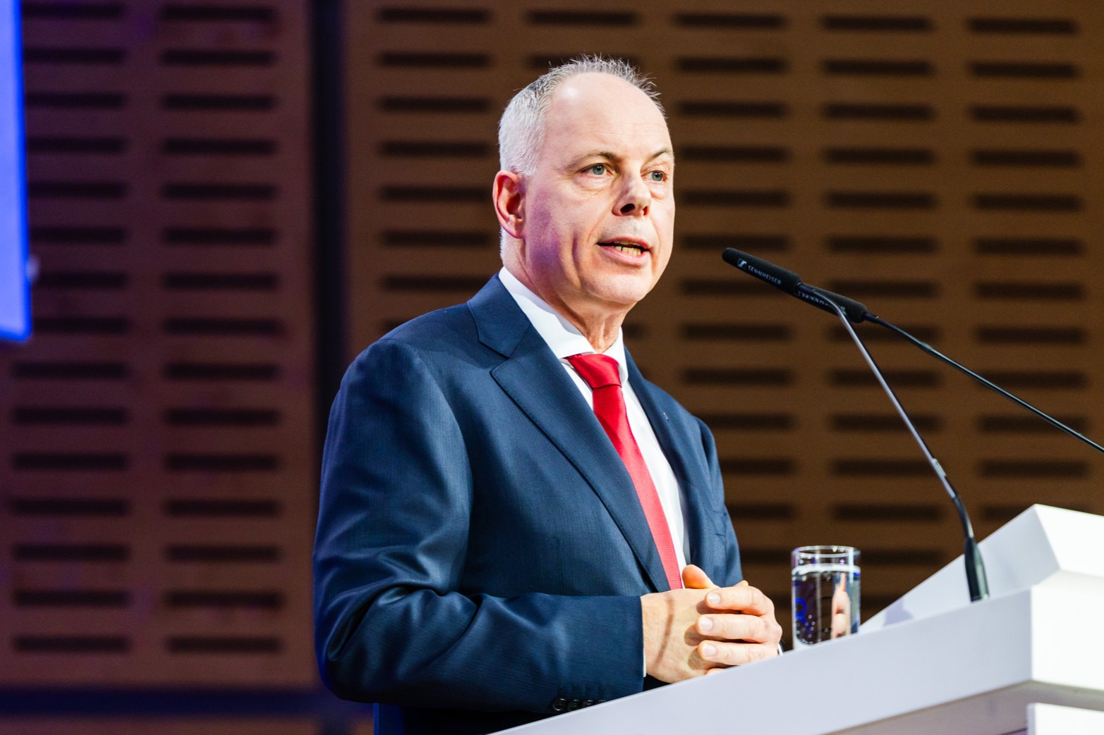 Versorgung durch Versender: „Stellen Sie sich vor, Europa wird angegriffen“