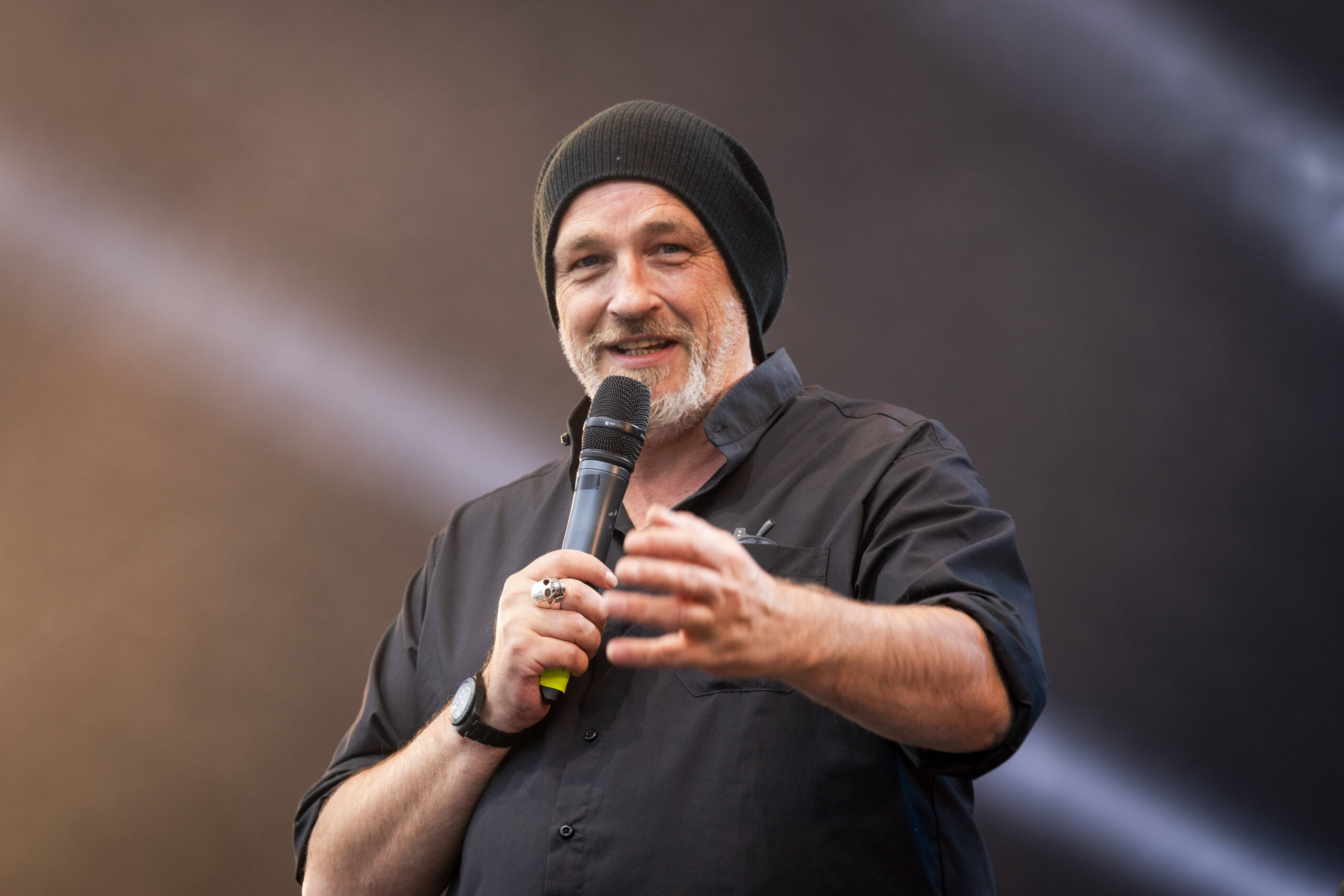 Torsten Sträter gibt Tumorerkrankung bekannt